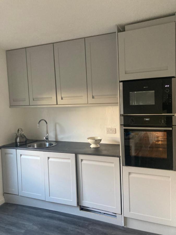 Entire Terraced Two Story Redbrick House With Parking In Secluded Cul De Sac Villa Dublin Exteriör bild